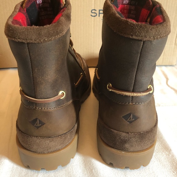 Sperry Men’s Authentic Original Leather Lug Boot - Picture 6 of 13